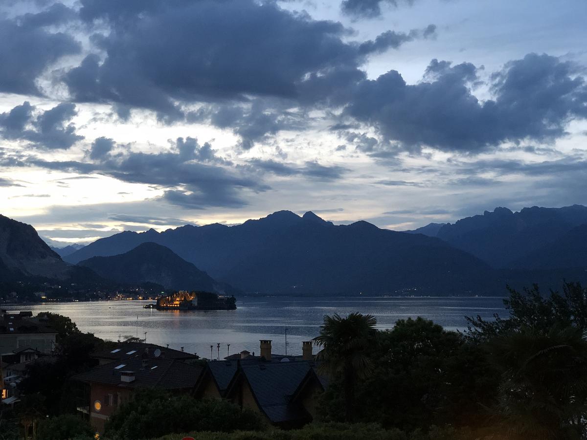 Vista Lago Apartamento Stresa Exterior foto